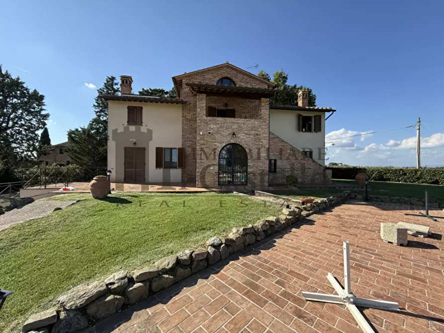 Immagine 23 di Rustico / casale in vendita  in cantagallina a Castiglione Del Lago