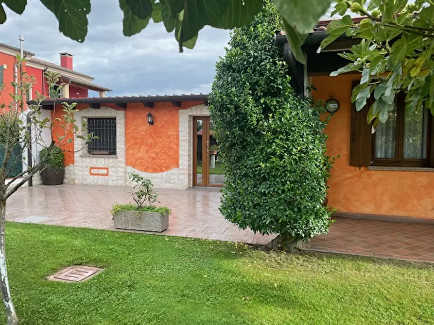 Immagine 16 di Casa bifamiliare in vendita  in VIA ROMA a Piove Di Sacco