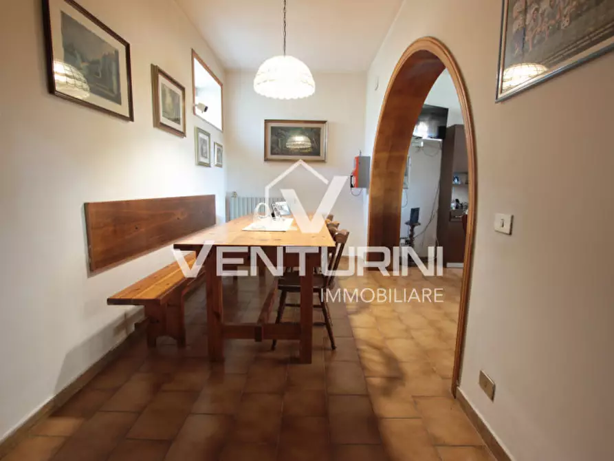 Immagine 5 di Villa in vendita  in Via Entratico, 50 a Roma
