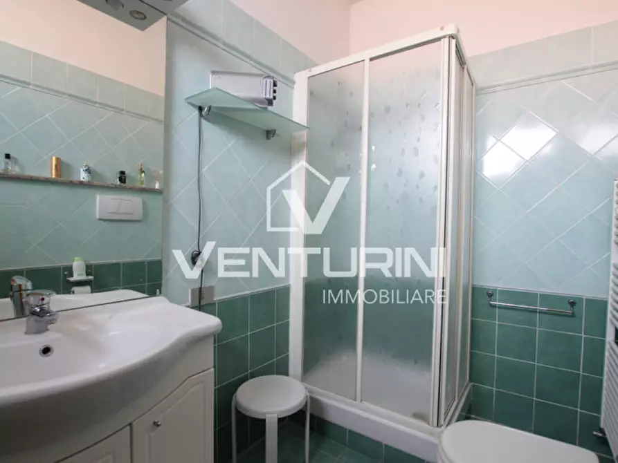 Immagine 10 di Villa in vendita  in Via Entratico, 50 a Roma