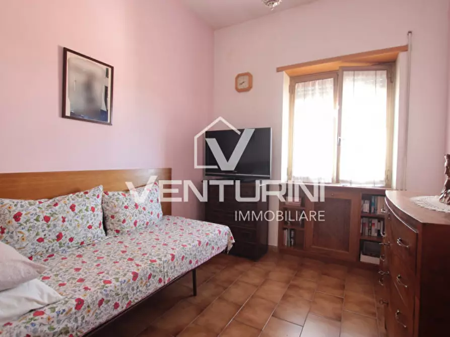 Immagine 16 di Villa in vendita  in Via Entratico, 50 a Roma