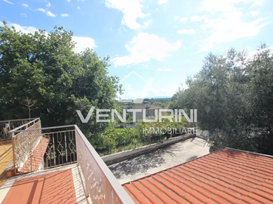 Immagine 21 di Villa in vendita  in Via Entratico, 50 a Roma