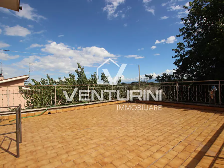 Immagine 24 di Villa in vendita  in Via Entratico, 50 a Roma