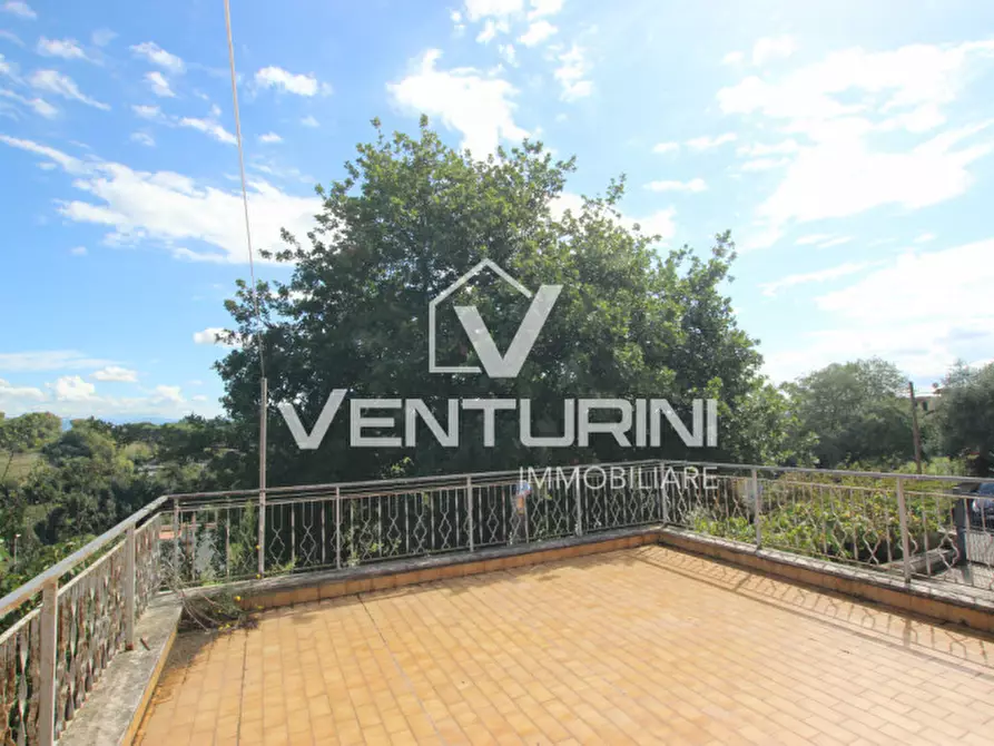 Immagine 25 di Villa in vendita  in Via Entratico, 50 a Roma