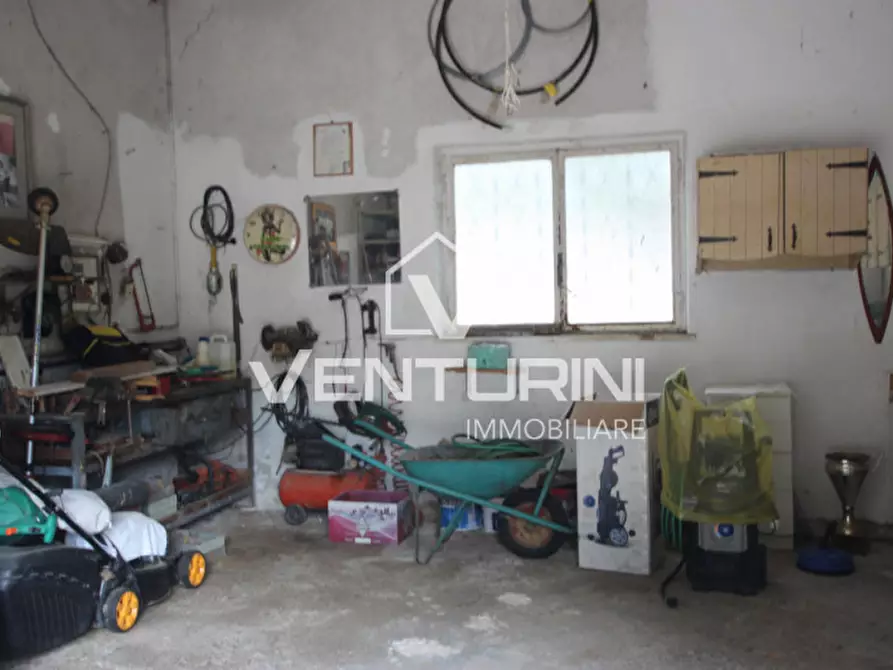 Immagine 33 di Villa in vendita  in Via Entratico, 50 a Roma