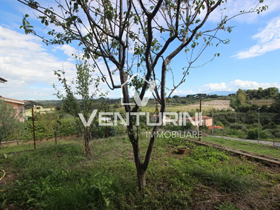 Immagine 36 di Villa in vendita  in Via Entratico, 50 a Roma