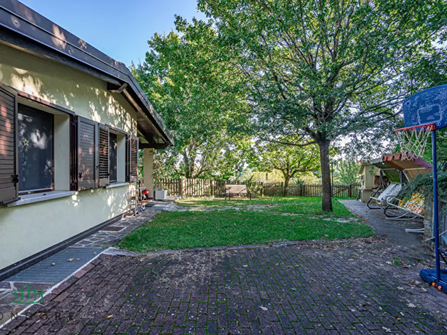 Immagine 9 di Casa indipendente in vendita  in Ad.ze via Giardino a Pianoro