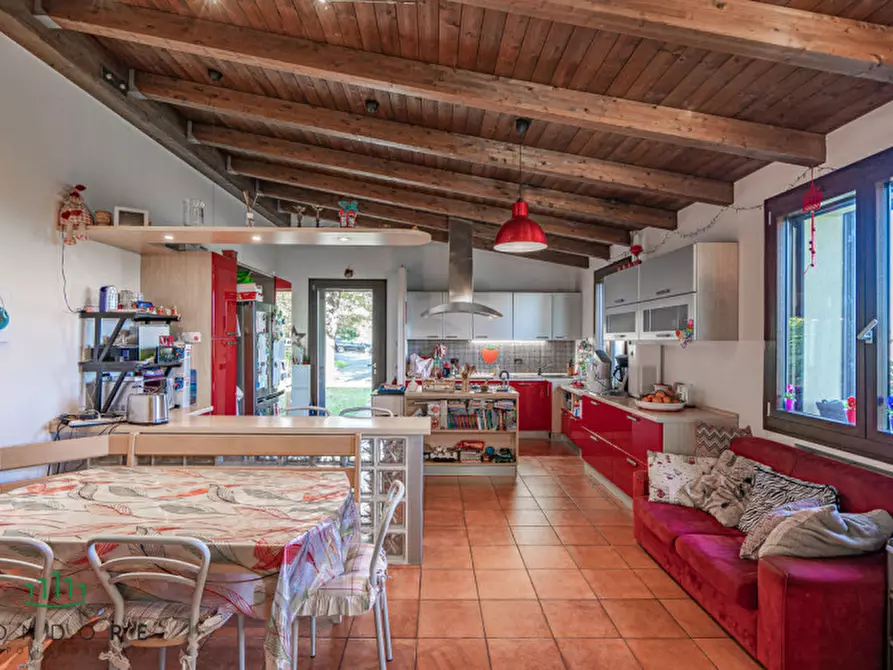 Immagine 11 di Casa indipendente in vendita  in Ad.ze via Giardino a Pianoro