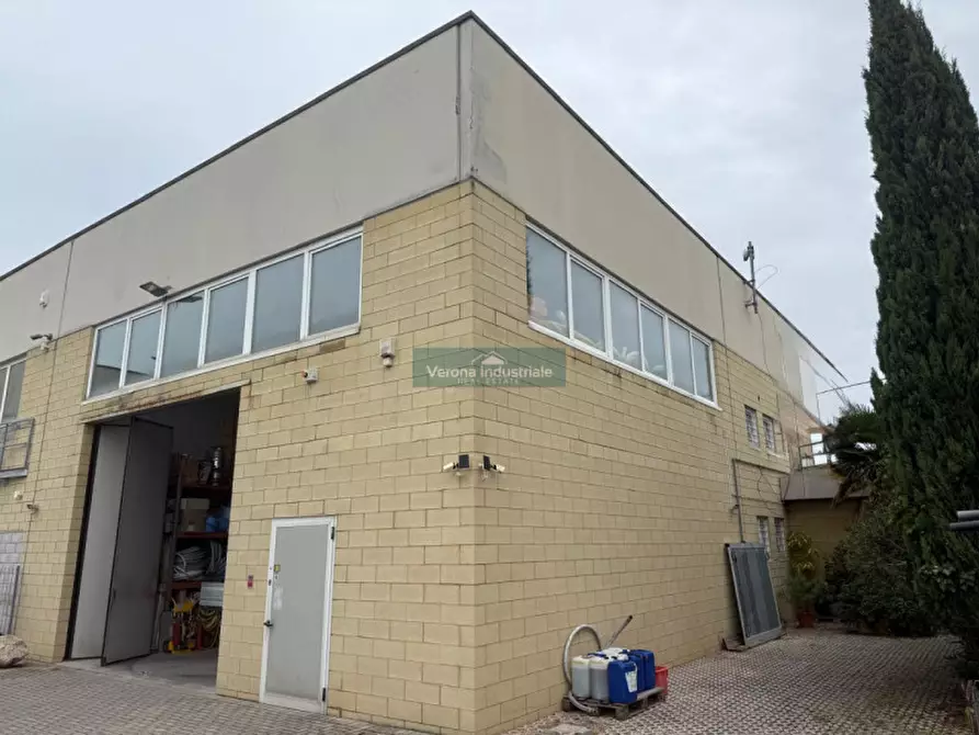 Immagine 2 di Capannone industriale in vendita  in via Betlemme Lugagnano di Sona a Sona