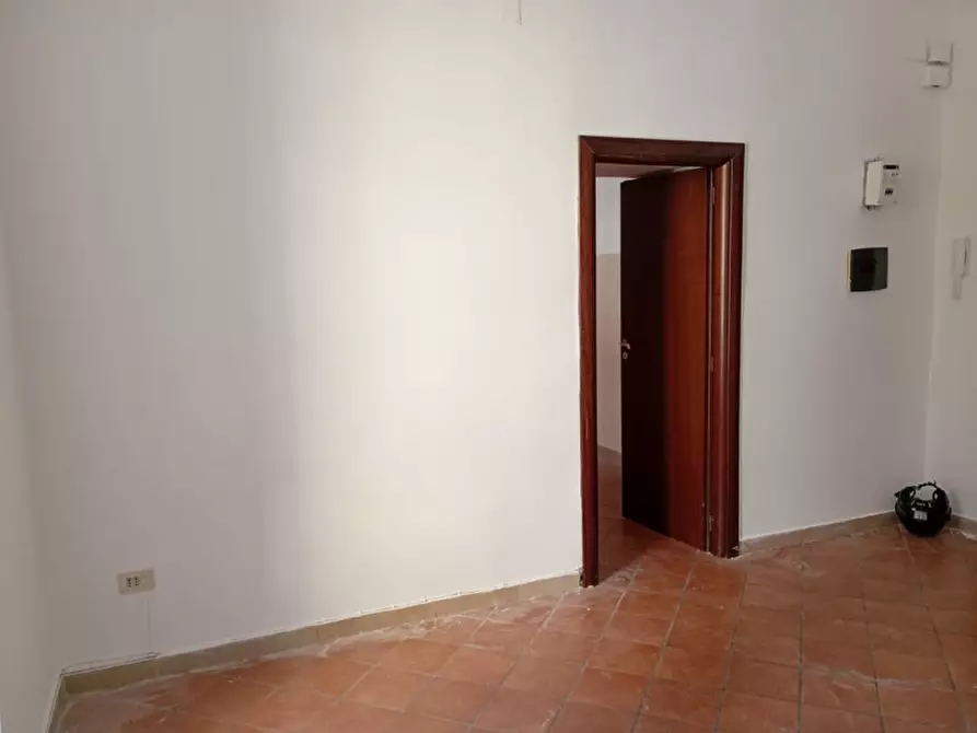 Immagine 24 di Appartamento in affitto  in via ovico santa maria delle grazie 12 a Napoli