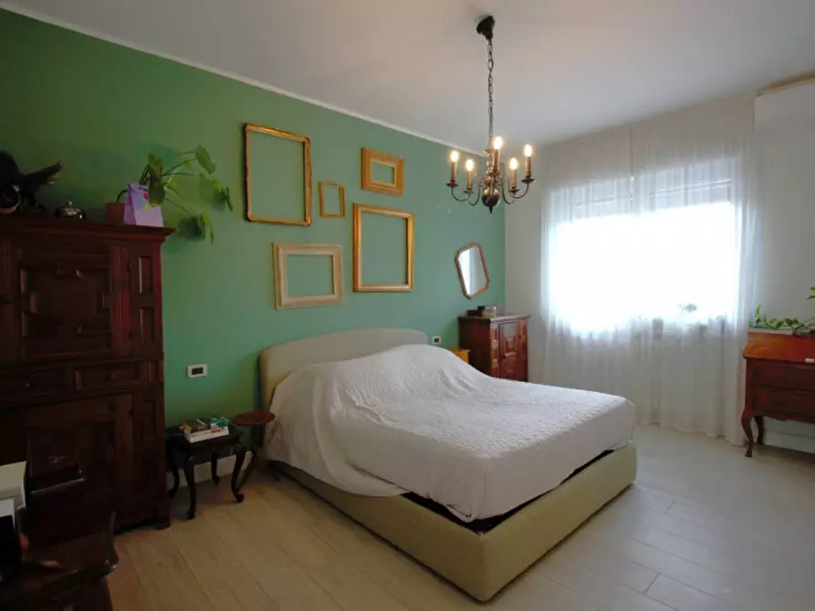 Immagine 23 di Appartamento in vendita  in Strada Torino, 71 a Moncalieri