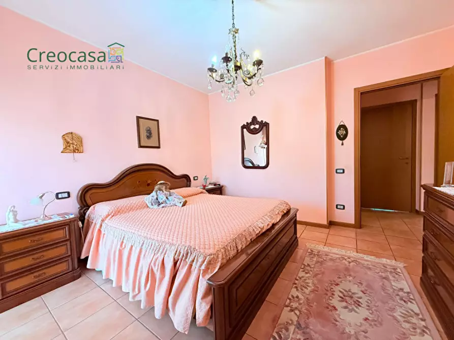 Immagine 10 di Appartamento in vendita  a Cologno Al Serio