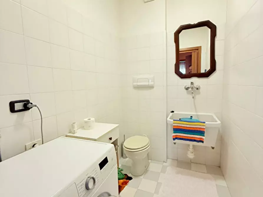 Immagine 17 di Appartamento in vendita  a Cologno Al Serio