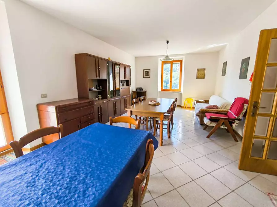 Immagine 4 di Appartamento in vendita  in Ca' Oliviero a Piandimeleto