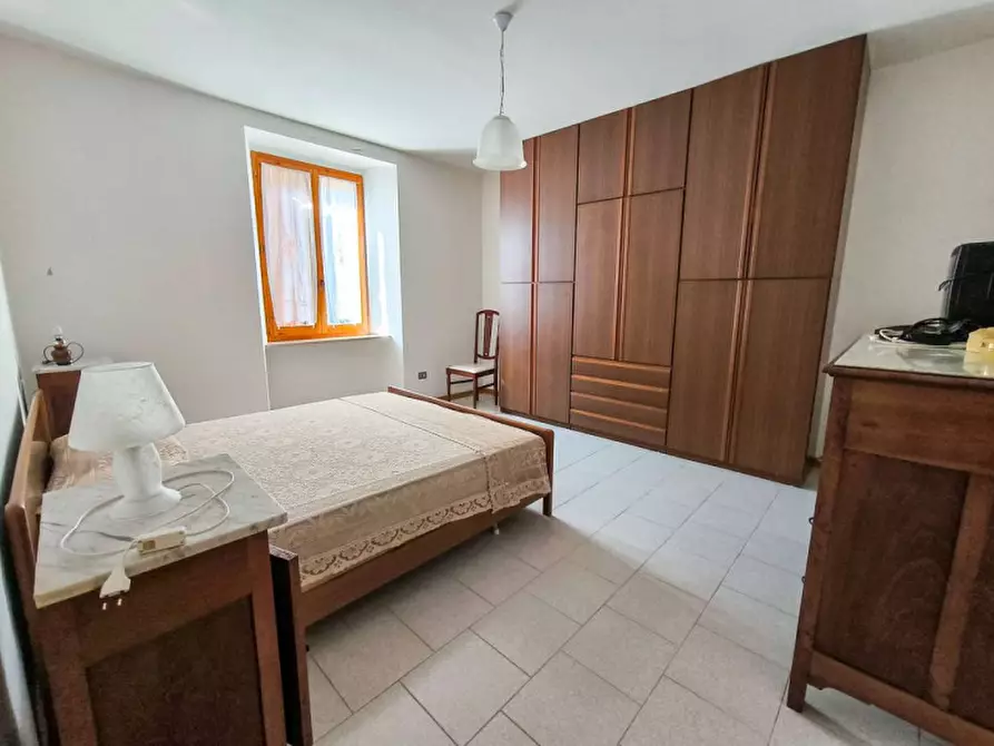 Immagine 12 di Appartamento in vendita  in Ca' Oliviero a Piandimeleto