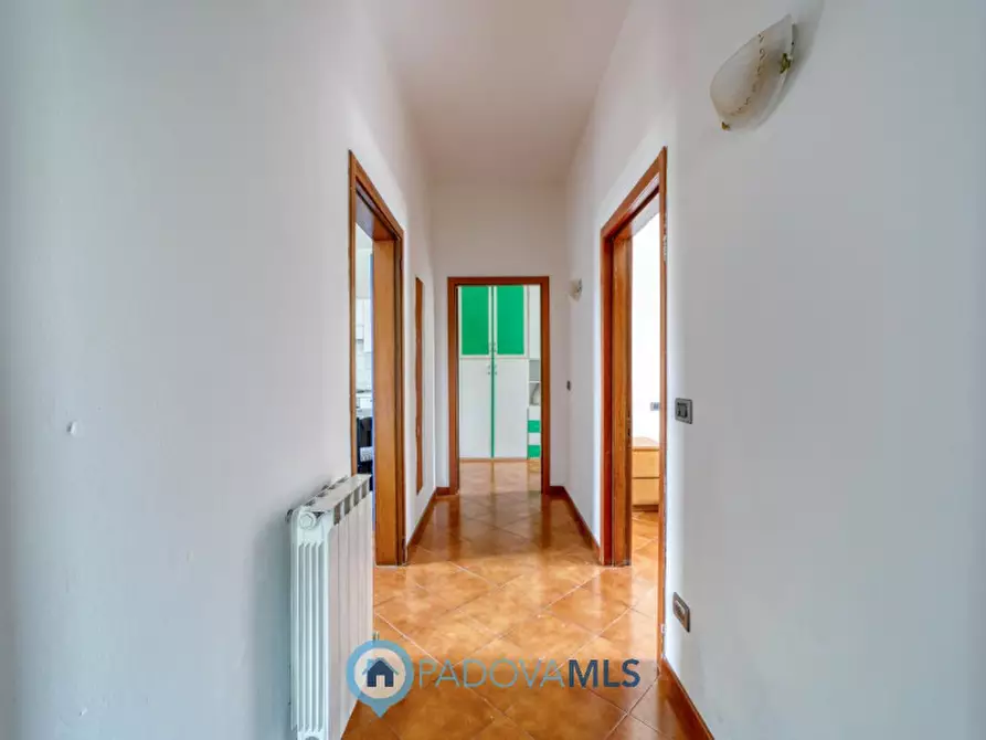 Immagine 7 di Appartamento in vendita  in Via Montà a Padova