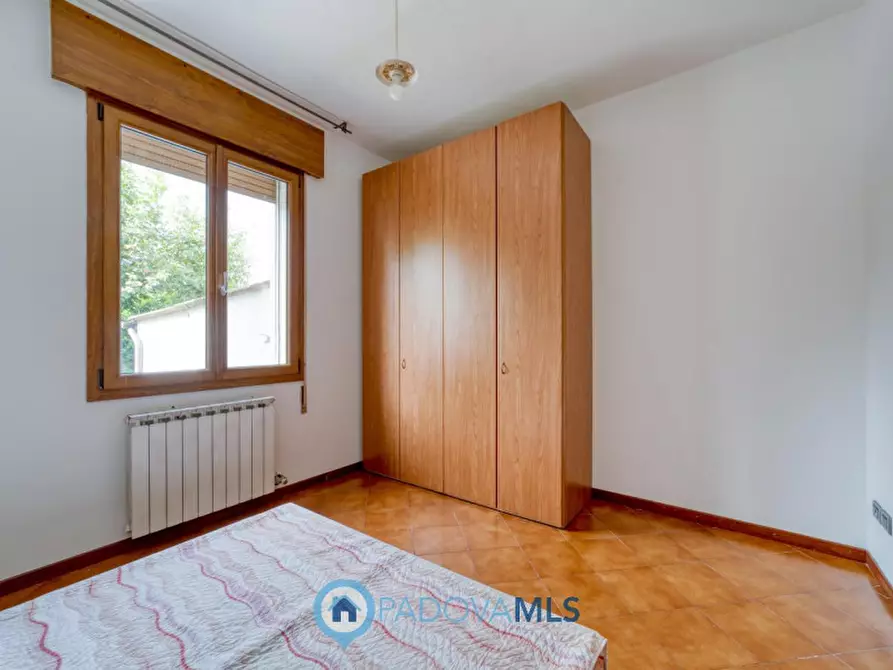 Immagine 10 di Appartamento in vendita  in Via Montà a Padova