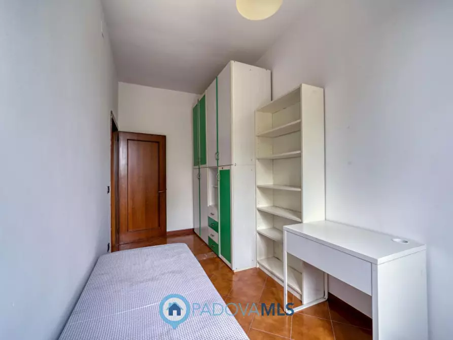 Immagine 12 di Appartamento in vendita  in Via Montà a Padova