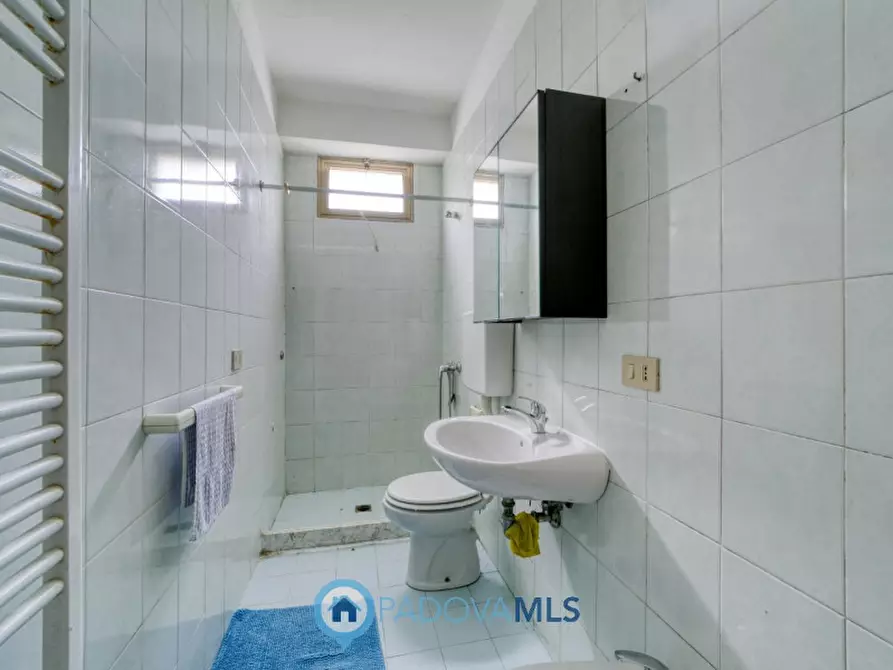 Immagine 13 di Appartamento in vendita  in Via Montà a Padova