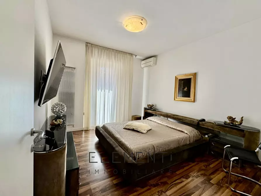 Immagine 11 di Appartamento in vendita  in Via 6 Novembre a Sant'ambrogio Di Valpolicella