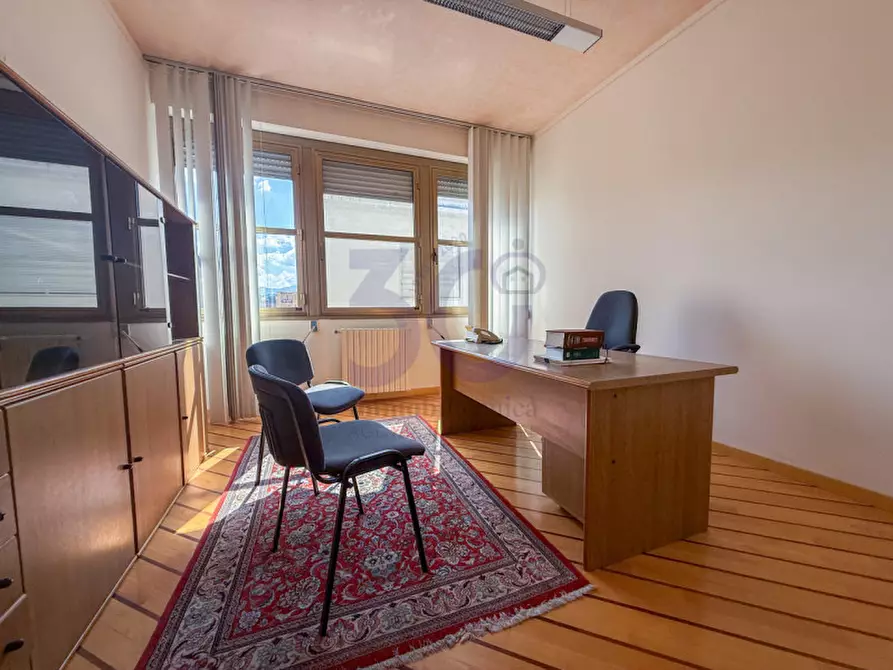 Immagine 7 di Ufficio in affitto  in Piazza San Jacopo a Arezzo