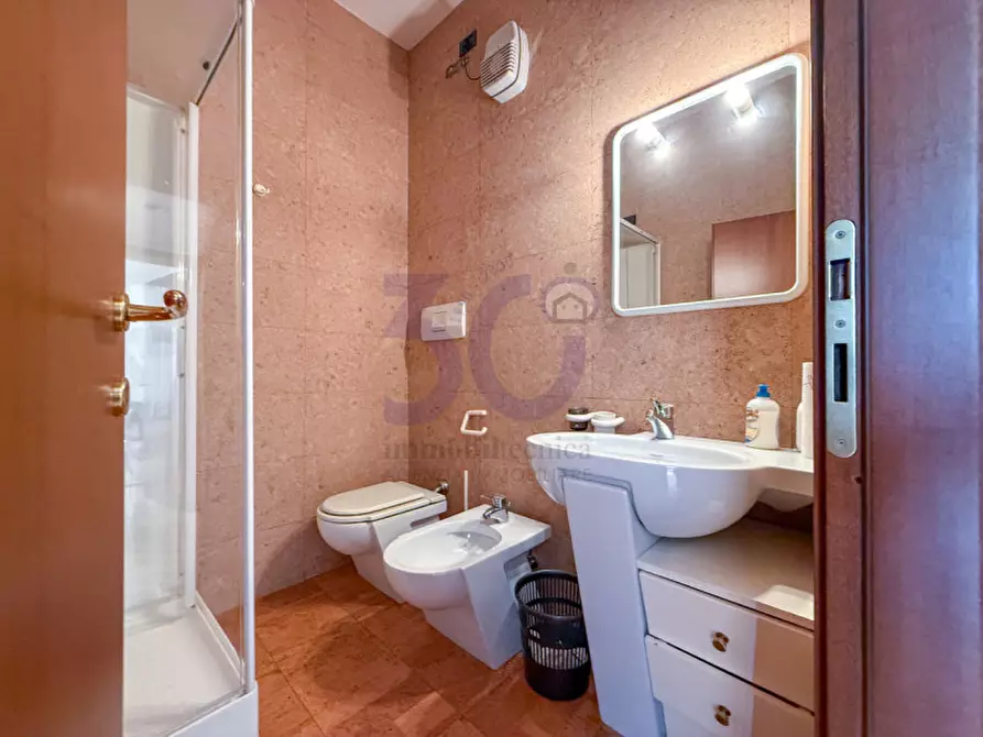 Immagine 10 di Ufficio in affitto  in Piazza San Jacopo a Arezzo