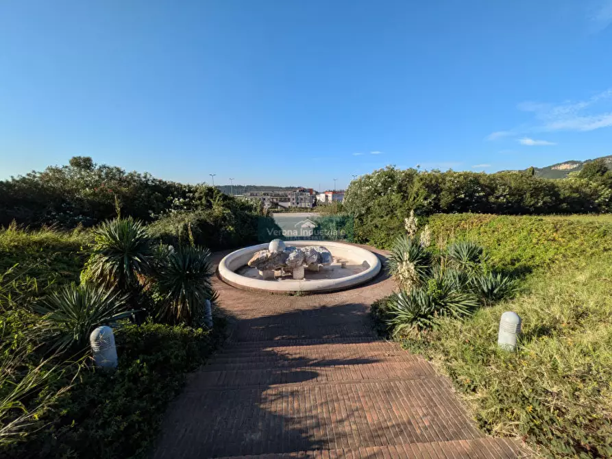 Immagine 2 di Ufficio in vendita  in Affi a Affi