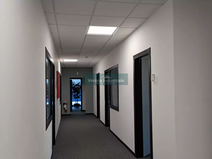 Immagine 8 di Ufficio in vendita  in Affi a Affi