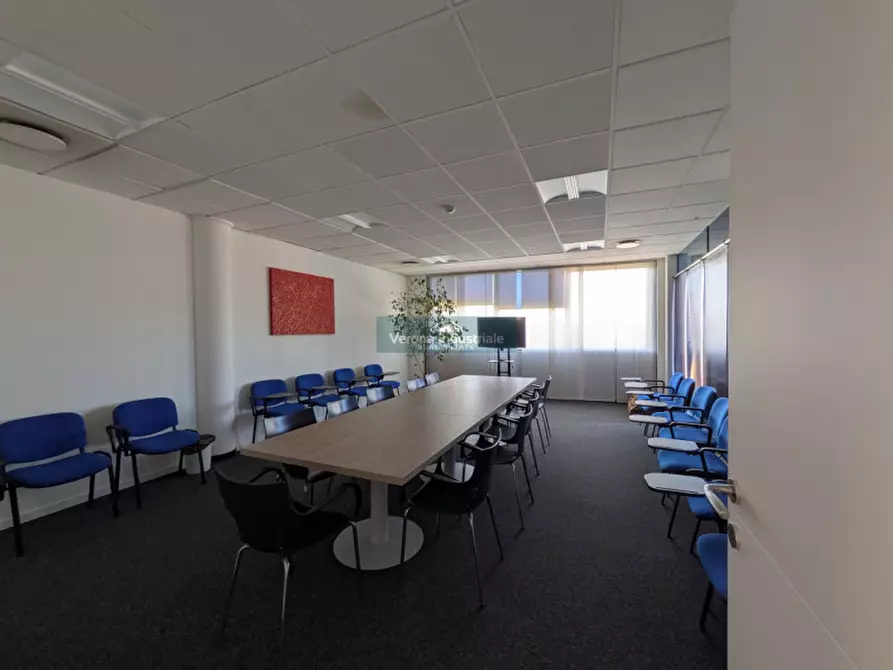 Immagine 10 di Ufficio in vendita  in Affi a Affi