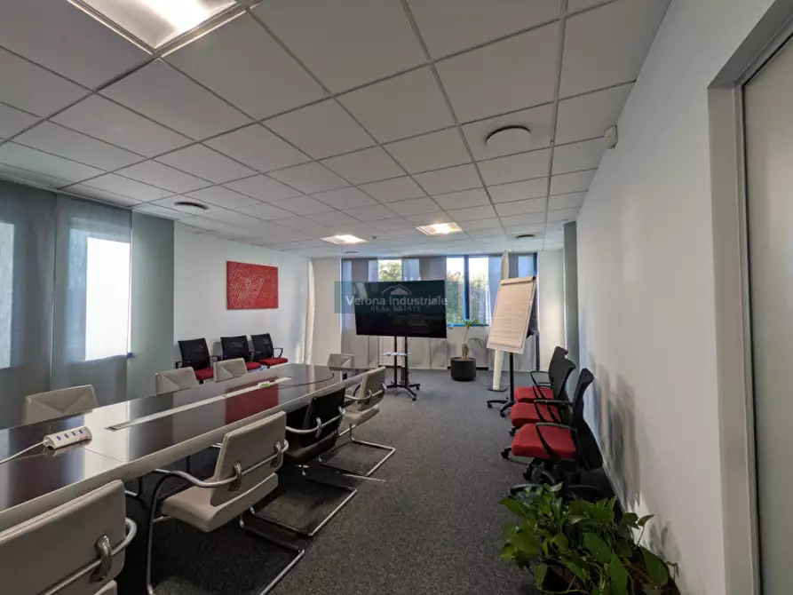 Immagine 11 di Ufficio in vendita  in Affi a Affi