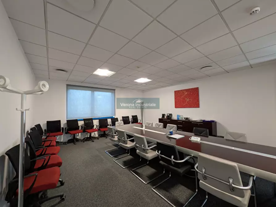 Immagine 12 di Ufficio in vendita  in Affi a Affi