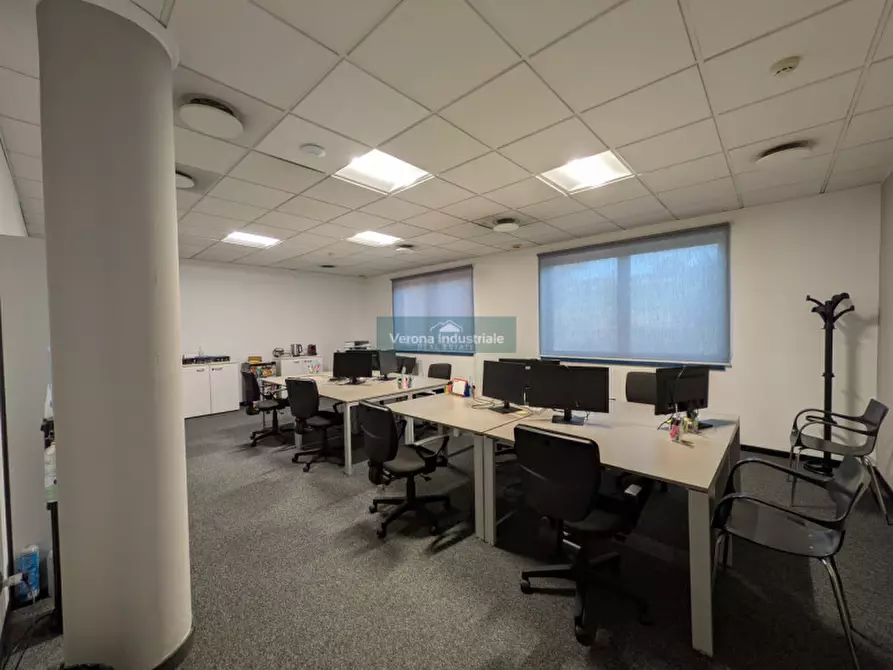 Immagine 14 di Ufficio in vendita  in Affi a Affi