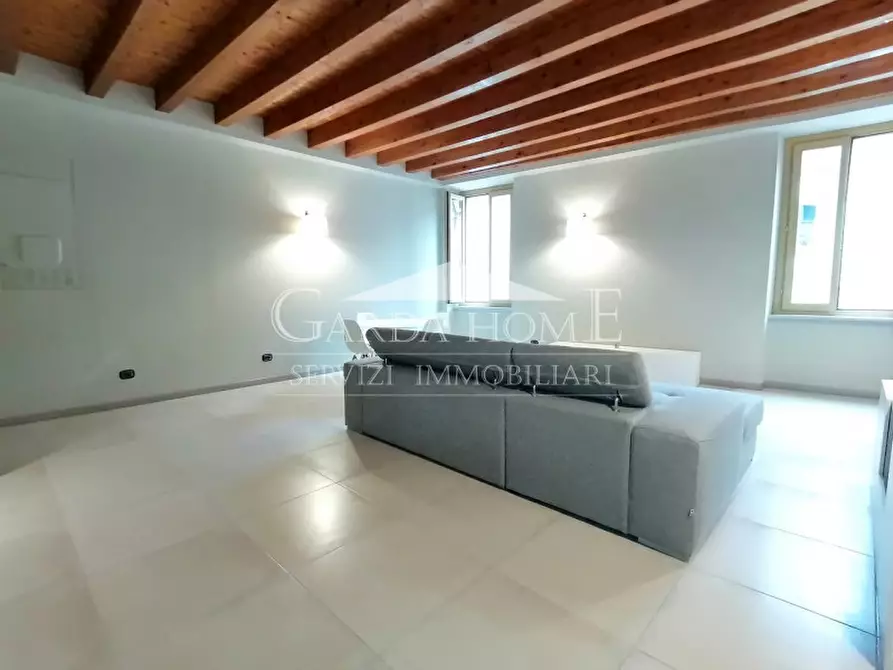 Immagine 3 di Appartamento in affitto  in via Generale Achille Papa a Desenzano Del Garda