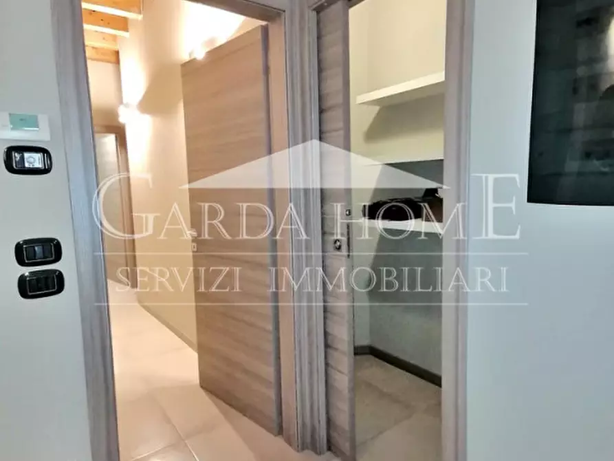 Immagine 5 di Appartamento in affitto  in via Generale Achille Papa a Desenzano Del Garda