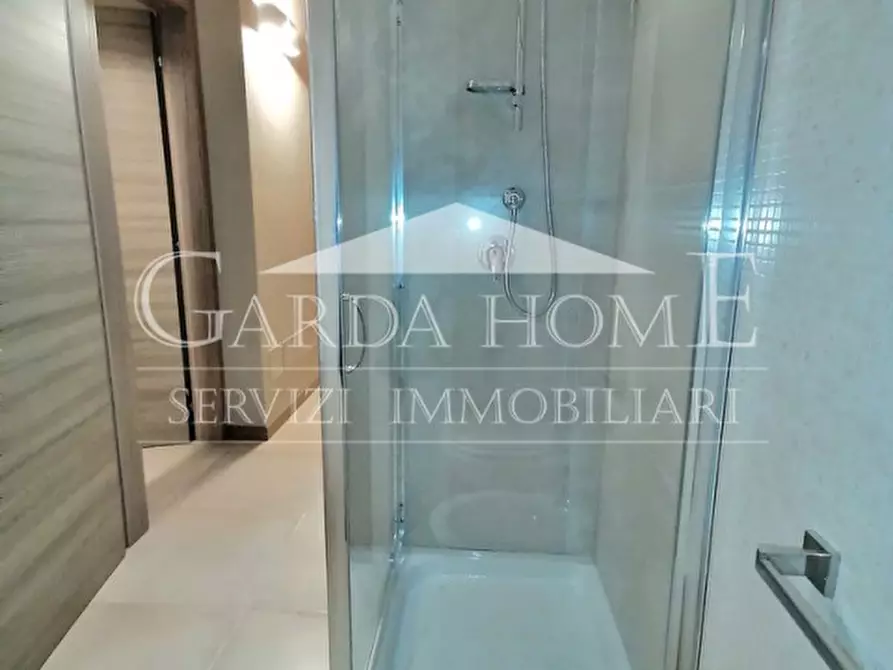 Immagine 10 di Appartamento in affitto  in via Generale Achille Papa a Desenzano Del Garda