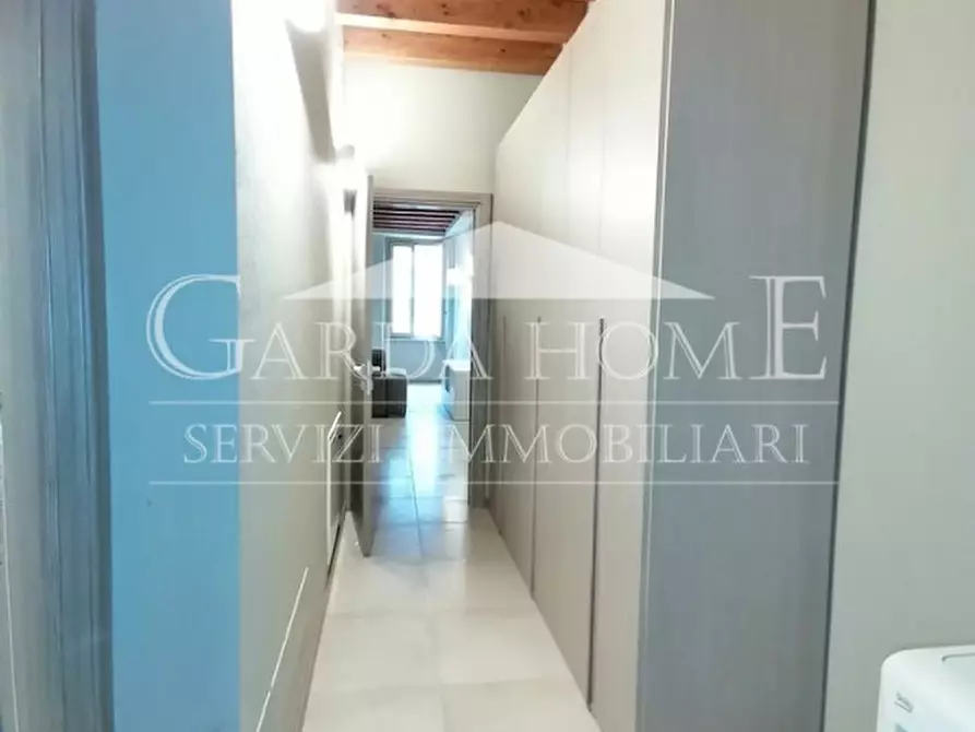 Immagine 11 di Appartamento in affitto  in via Generale Achille Papa a Desenzano Del Garda