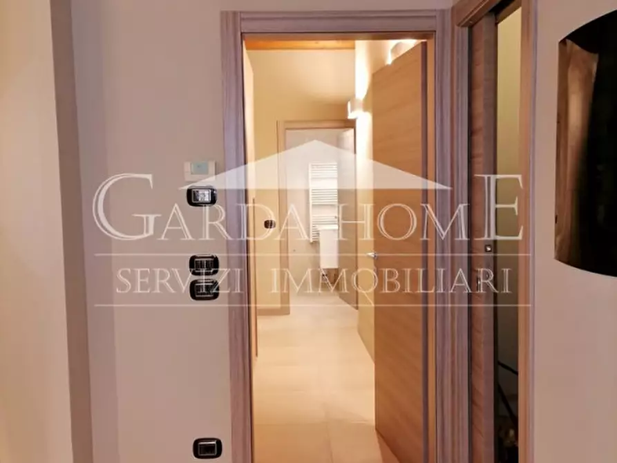 Immagine 19 di Appartamento in affitto  in via Generale Achille Papa a Desenzano Del Garda