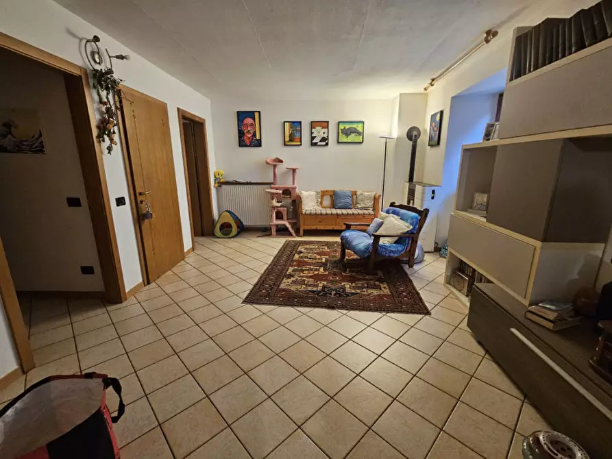 Immagine 5 di Appartamento in vendita  in Via dei Gallina,N.23 a Pellizzano