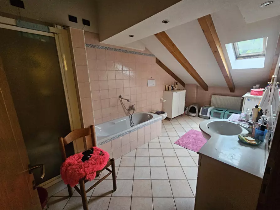 Immagine 12 di Appartamento in vendita  in Via dei Gallina,N.23 a Pellizzano