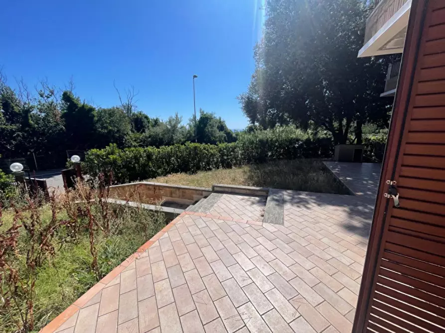 Immagine 18 di Villa in vendita  in Via Luigi Selandari a Ancona