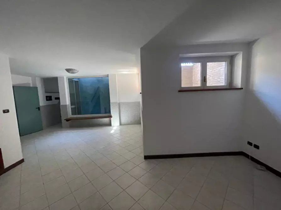 Immagine 35 di Villa in vendita  in Via Luigi Selandari a Ancona