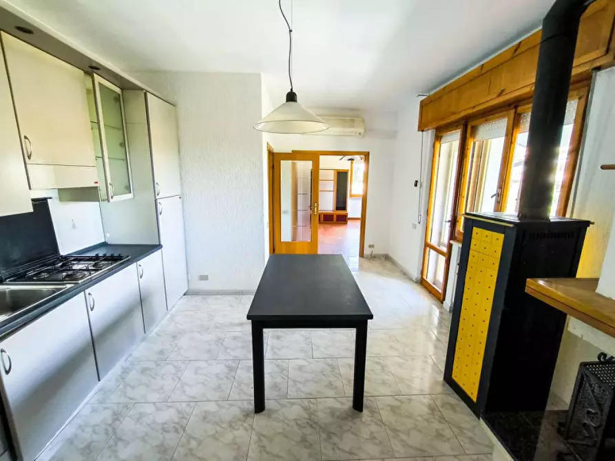 Immagine 8 di Appartamento in vendita  in Via fratelli Bandiera a Lunano