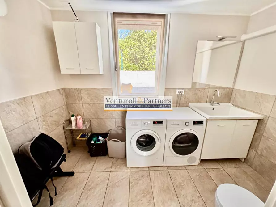 Immagine 9 di Villa in vendita  in Via Centenaro a Lonato del Garda