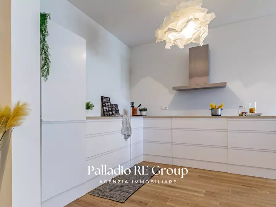 Immagine 4 di Appartamento in vendita  in Via Gabriele Serbelloni, 16 a Vicenza