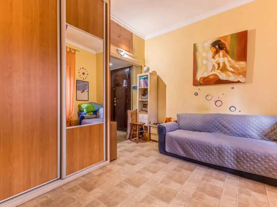 Immagine 5 di Appartamento in vendita  in Via Giovanni Rucellai a Roma