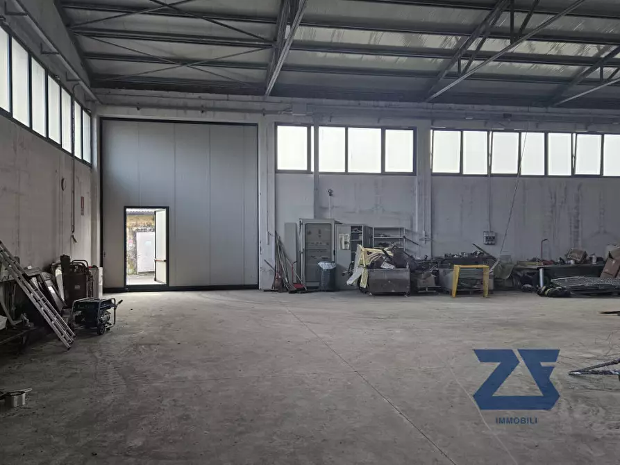 Immagine 2 di Capannone industriale in vendita  in Gaiarine a Gaiarine