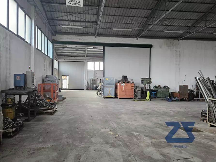 Immagine 3 di Capannone industriale in vendita  in Gaiarine a Gaiarine