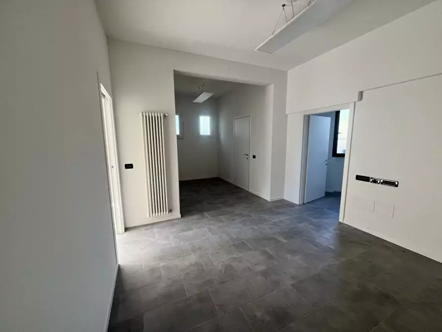 Immagine 2 di Magazzino in affitto  in Zona Industriale Padova EST a Padova