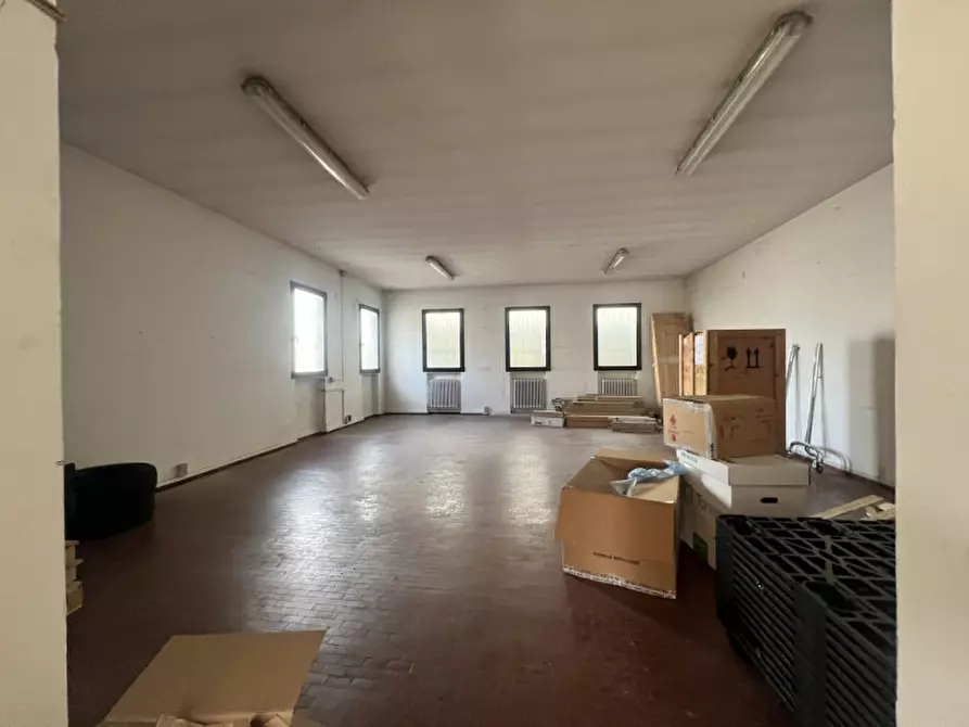 Immagine 9 di Magazzino in affitto  in Zona Industriale Padova EST a Padova