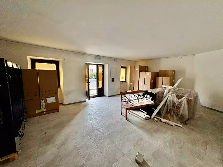 Immagine 5 di Negozio in affitto  in Via Igo Gruden 48 a Trieste